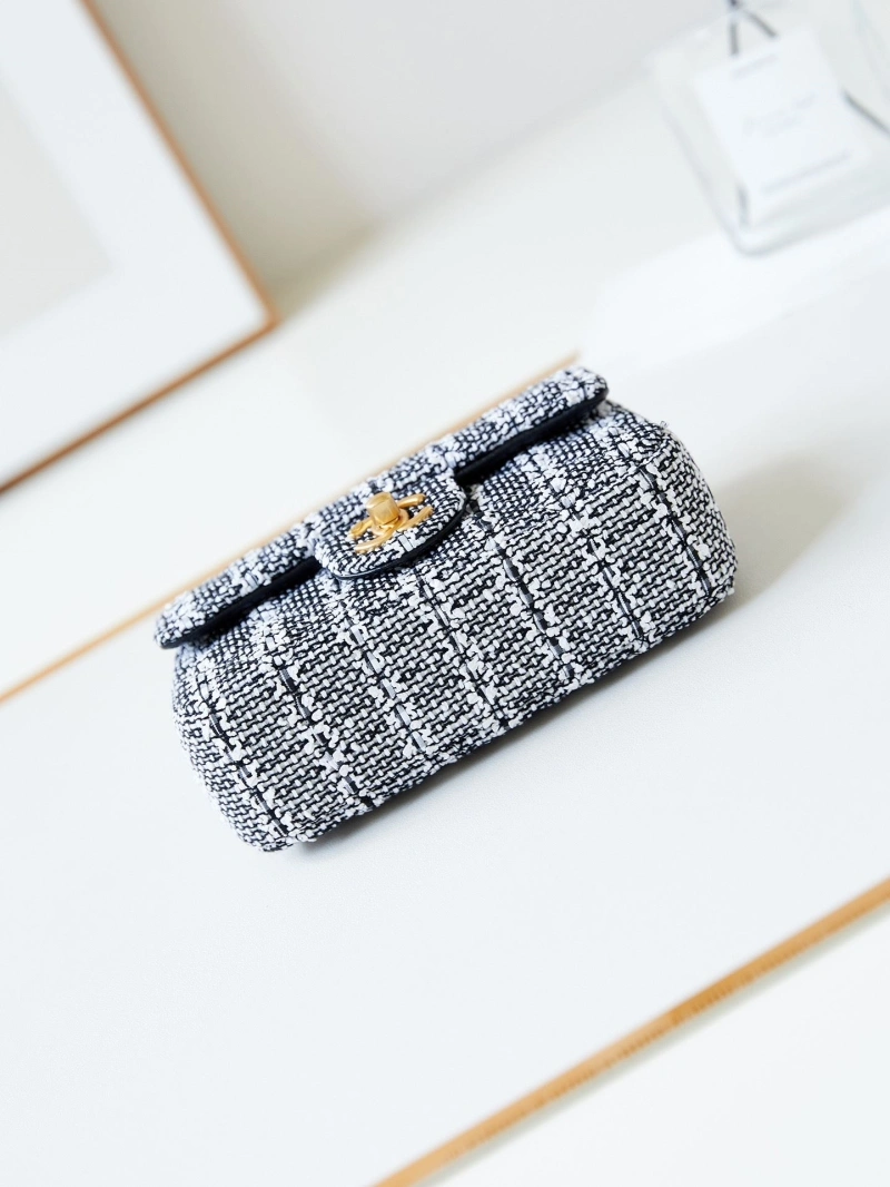 Chanel 19 Bags 4017-1532