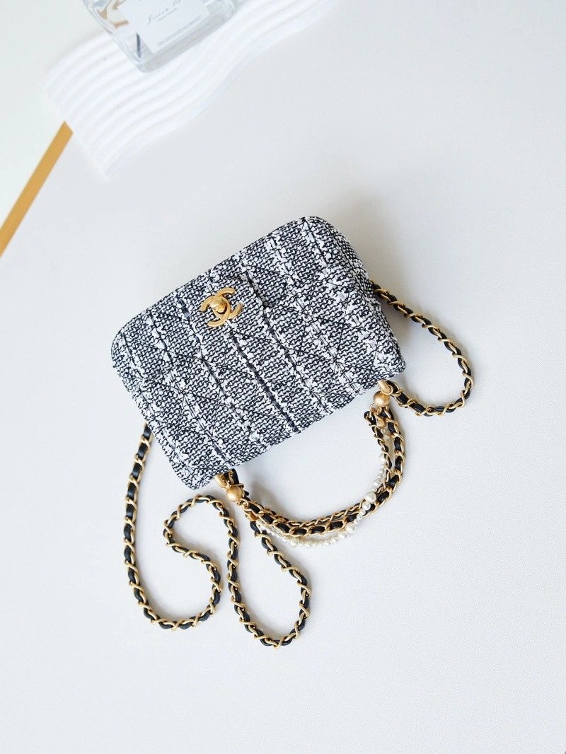 Chanel 19 Bags 4017-1532