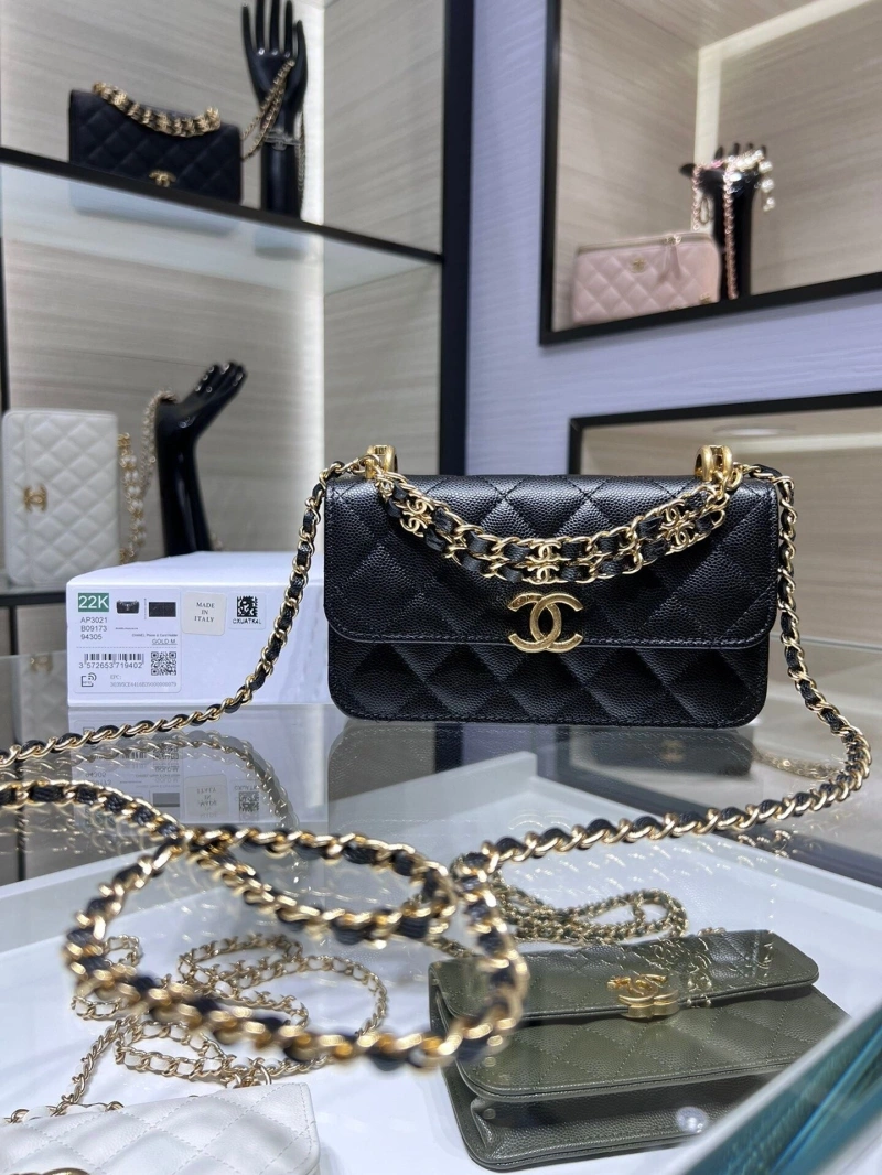 Chanel 19 Bags 4017-1551