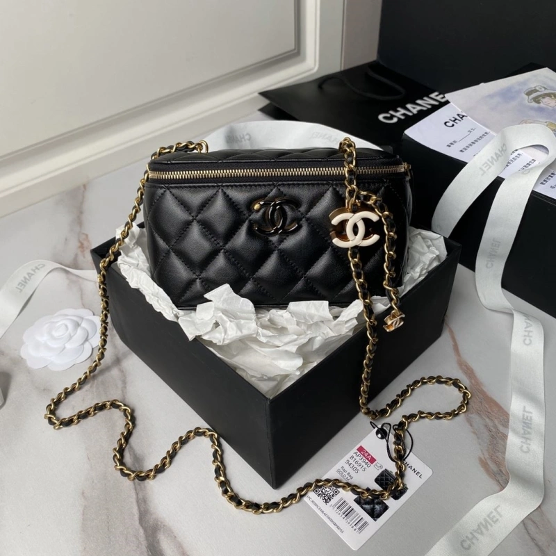 Chanel Cosmetic Bags 4017-1658
