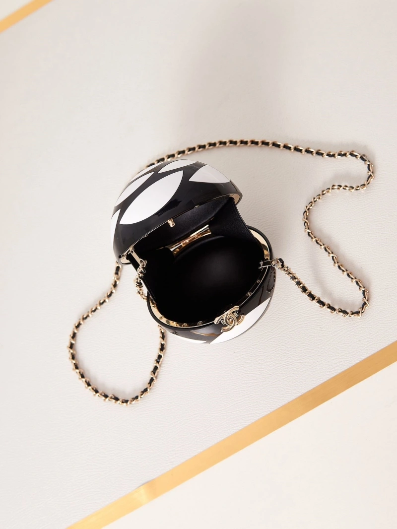 Chanel Round Bags 4017-1666