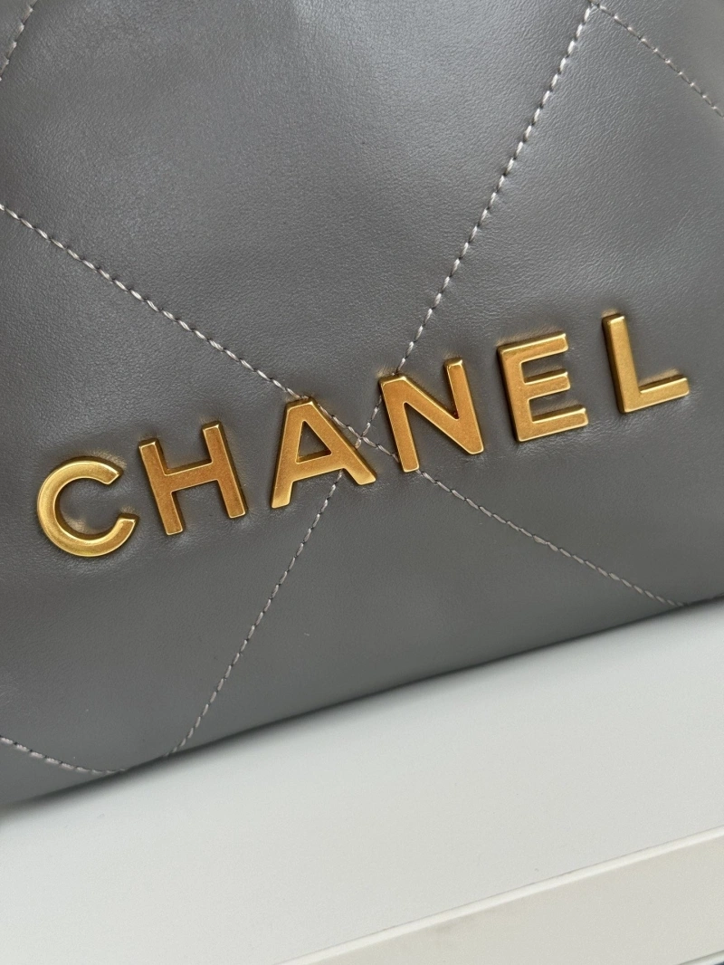 Chanel Shopping Bags 4017-1676
