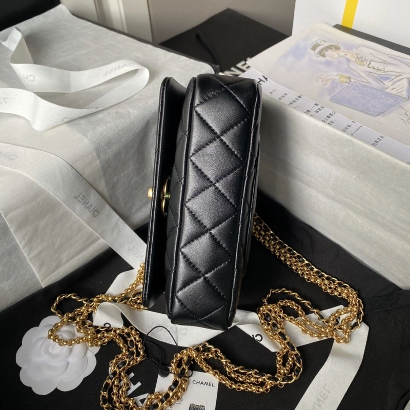 Chanel 19 Bags 4017-1685