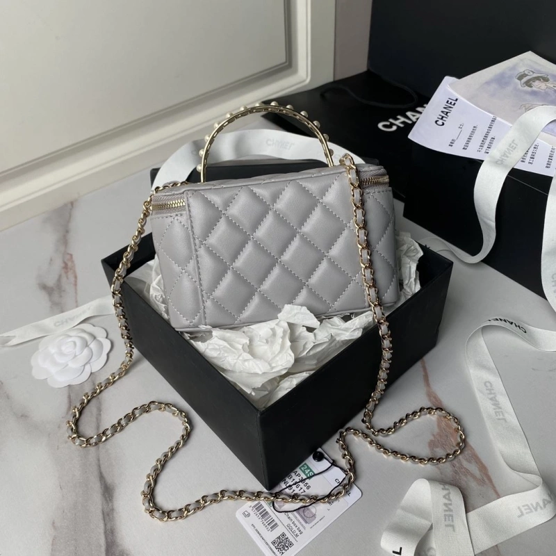 Chanel Cosmetic Bags 4017-1703