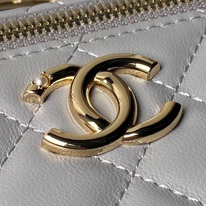 Chanel Cosmetic Bags 4017-1703
