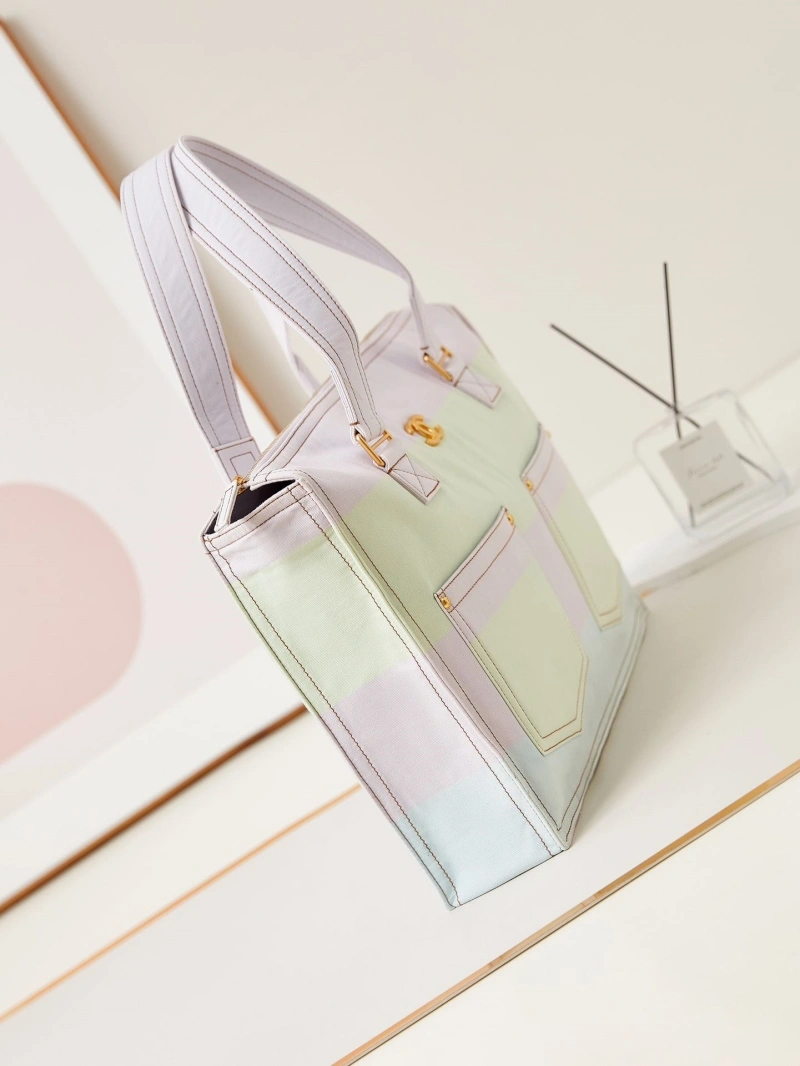 Chanel Shopping Bags 4017-1713