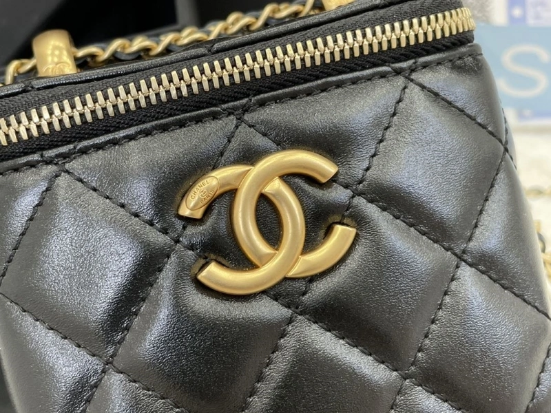 Chanel Cosmetic Bags 4017-1717
