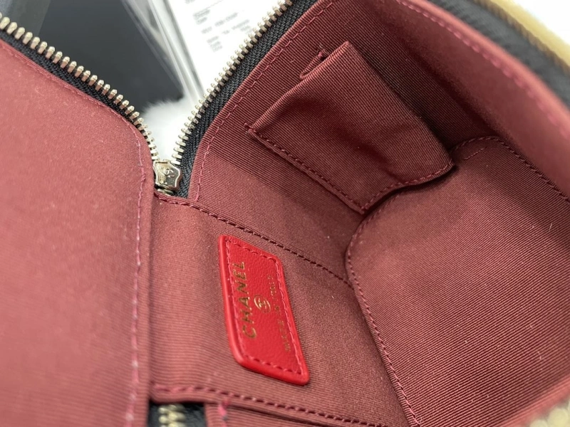 Chanel Cosmetic Bags 4017-1717