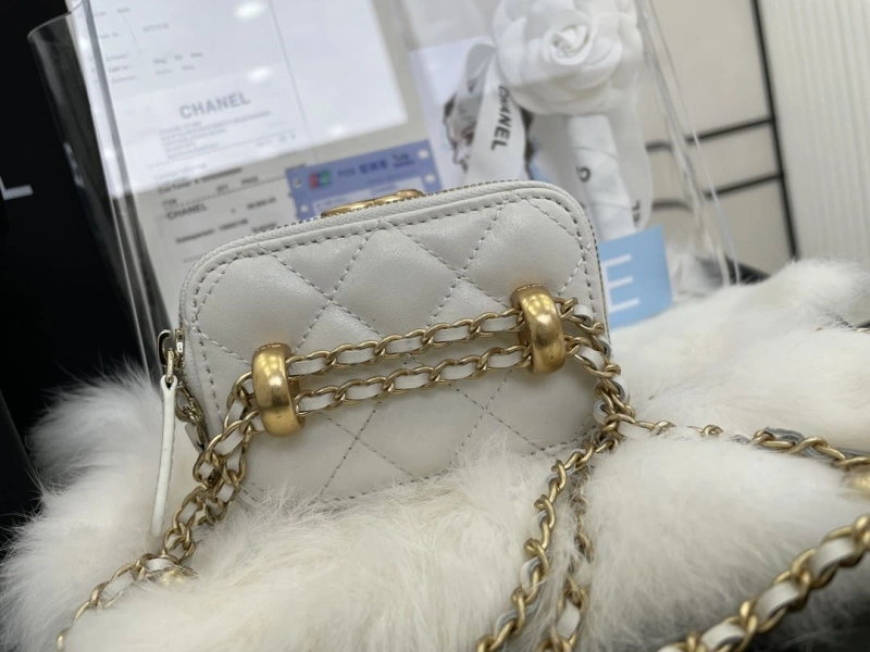 Chanel Cosmetic Bags 4017-1718