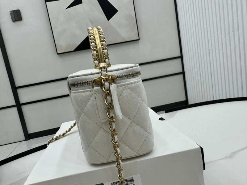 Chanel Cosmetic Bags 4017-1727