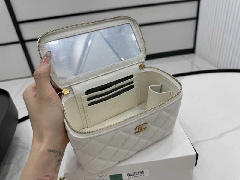 Chanel Cosmetic Bags 4017-1727