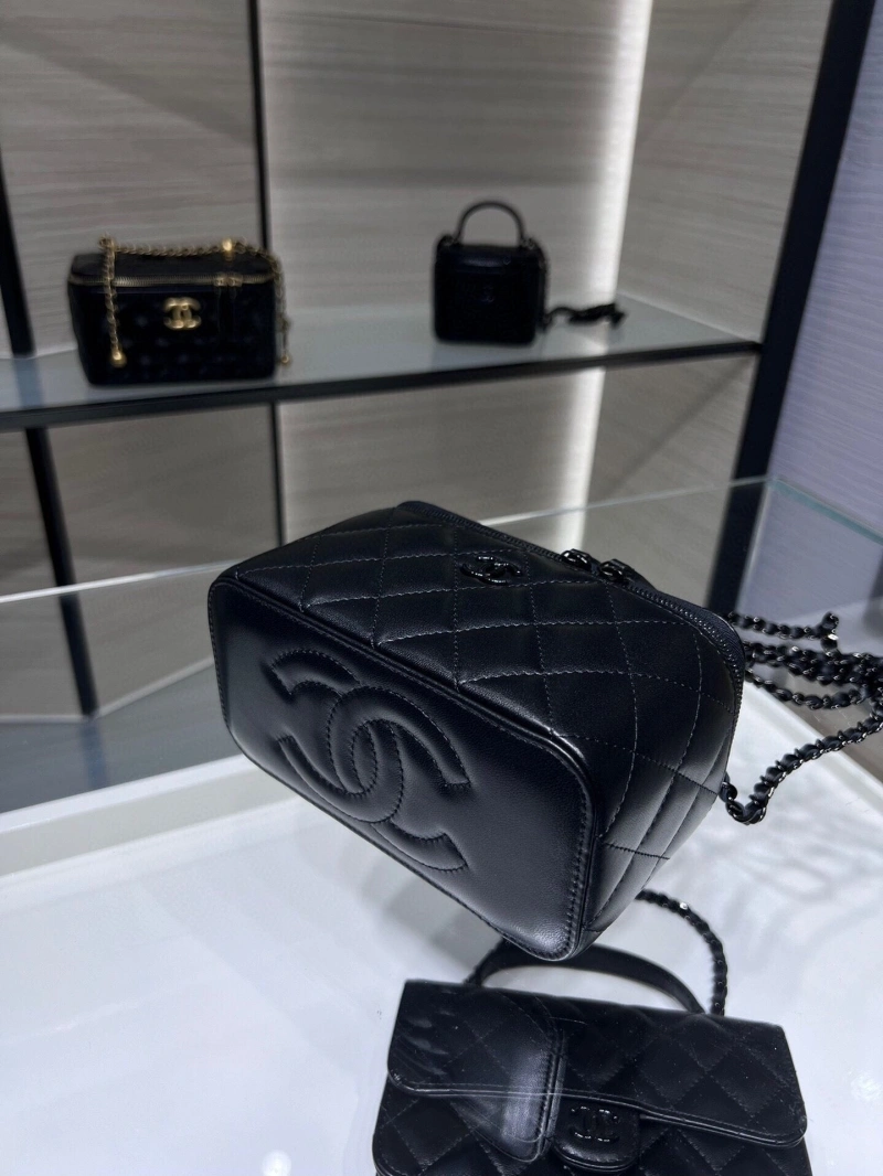 Chanel Cosmetic Bags 4017-1739