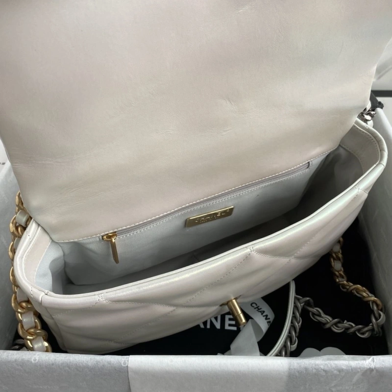 Chanel 19 Bags 4017-1892