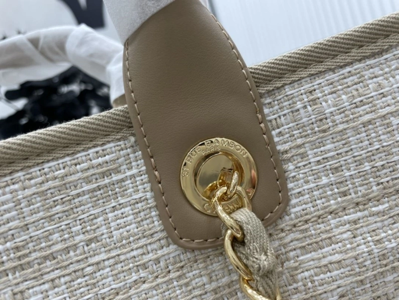 Chanel Shopping Bags 4017-1910