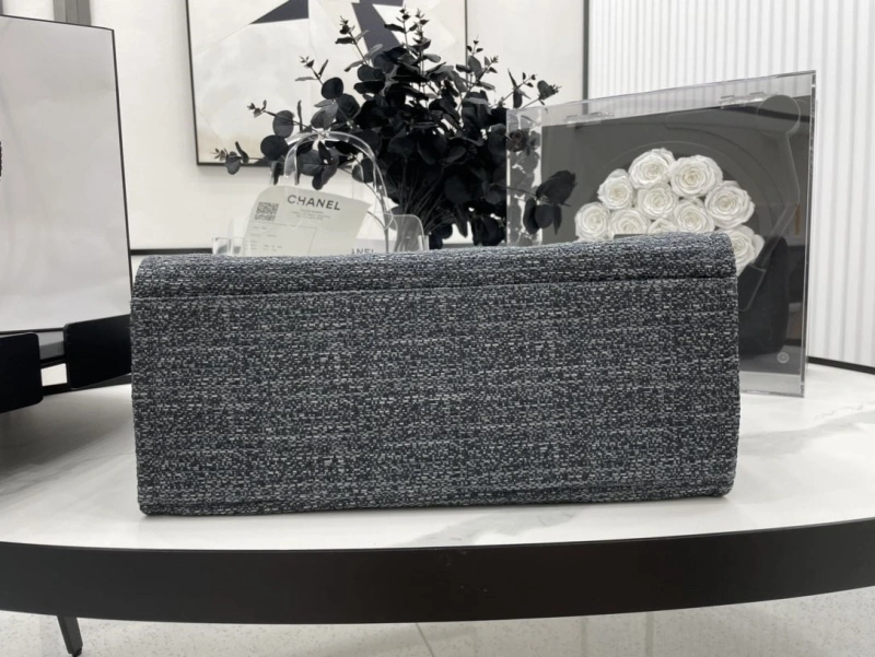 Chanel Shopping Bags 4017-1911