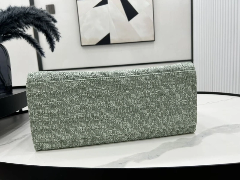 Chanel Shopping Bags 4017-1914