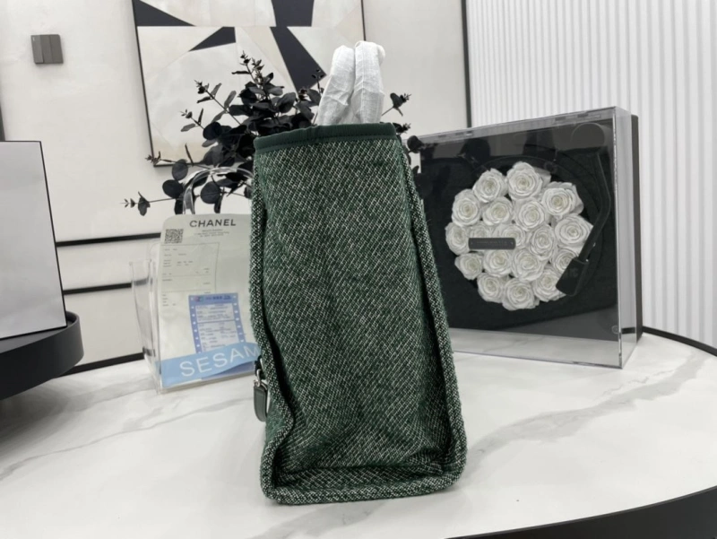 Chanel Shopping Bags 4017-1917