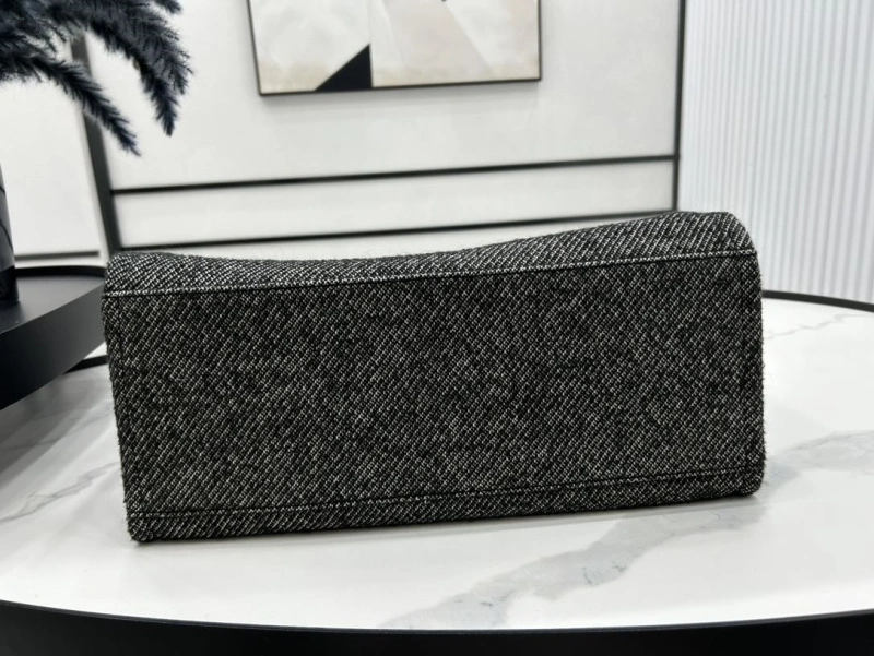 Chanel Shopping Bags 4017-1921