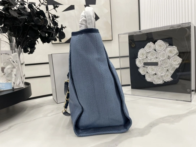 Chanel Shopping Bags 4017-1923