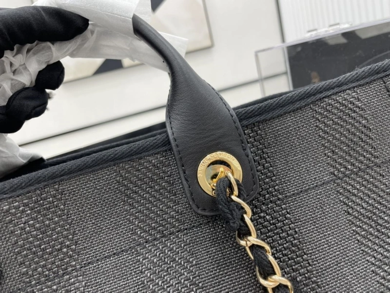 Chanel Shopping Bags 4017-1928