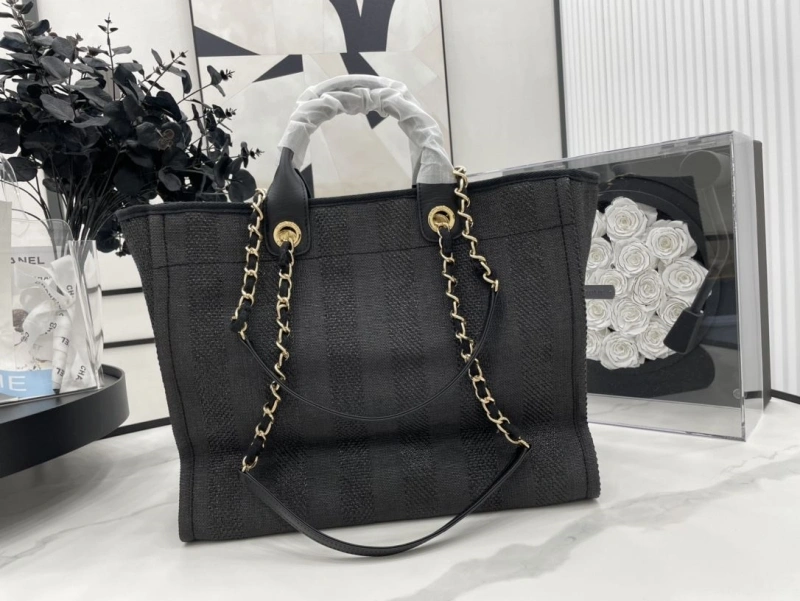 Chanel Shopping Bags 4017-1928