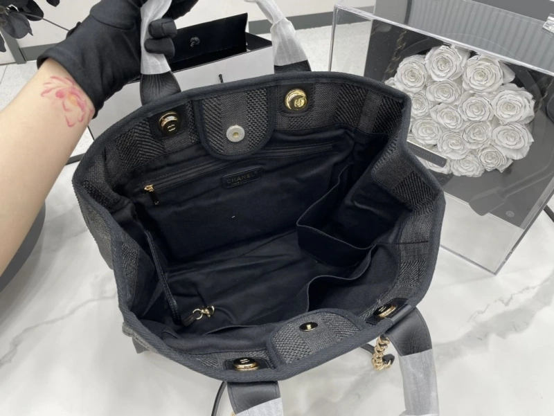 Chanel Shopping Bags 4017-1928