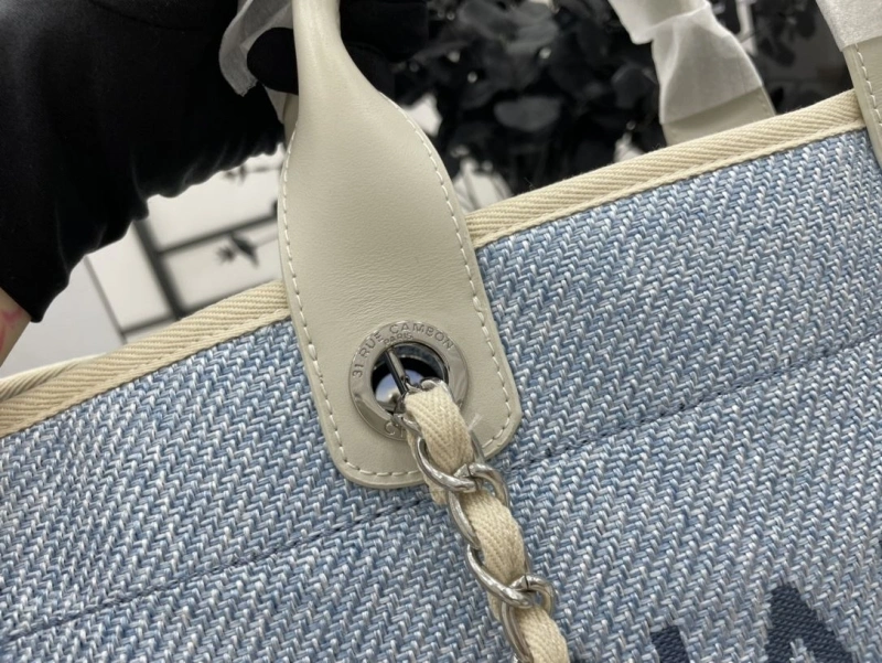 Chanel Shopping Bags 4017-1930