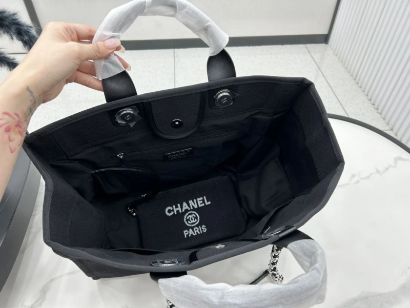 Chanel Shopping Bags 4017-1943