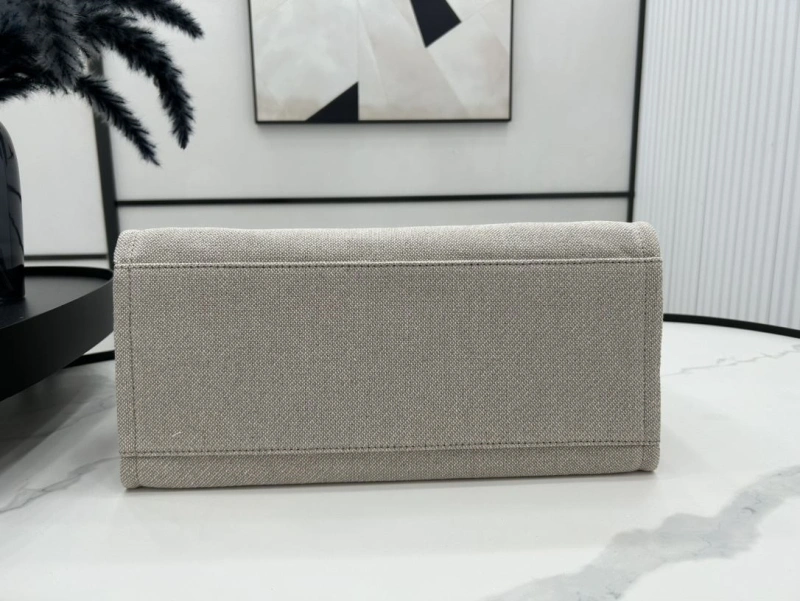 Chanel Shopping Bags 4017-1946