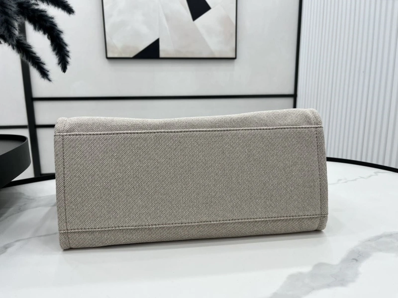 Chanel Shopping Bags 4017-1947