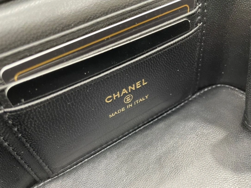 Chanel Cosmetic Bags 4017-1965