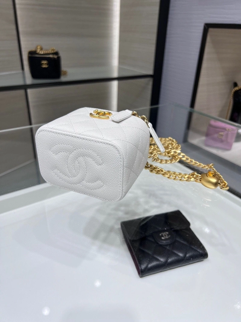 Chanel Cosmetic Bags 4017-1973