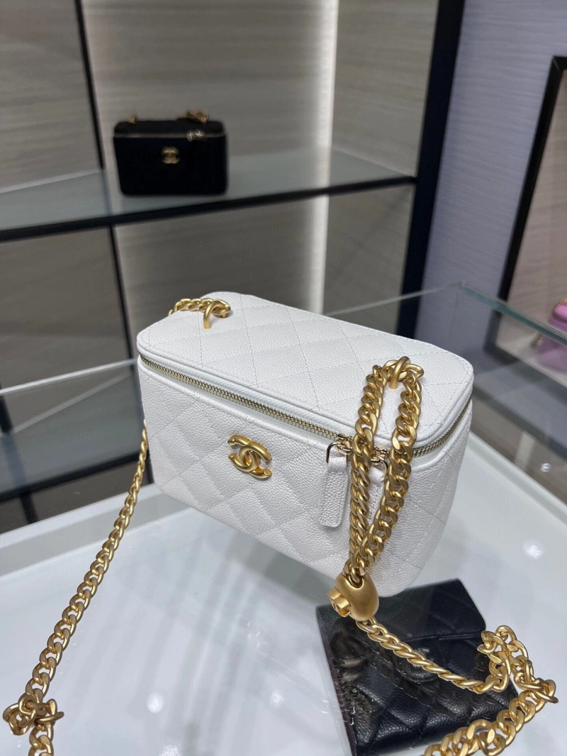 Chanel Cosmetic Bags 4017-1977