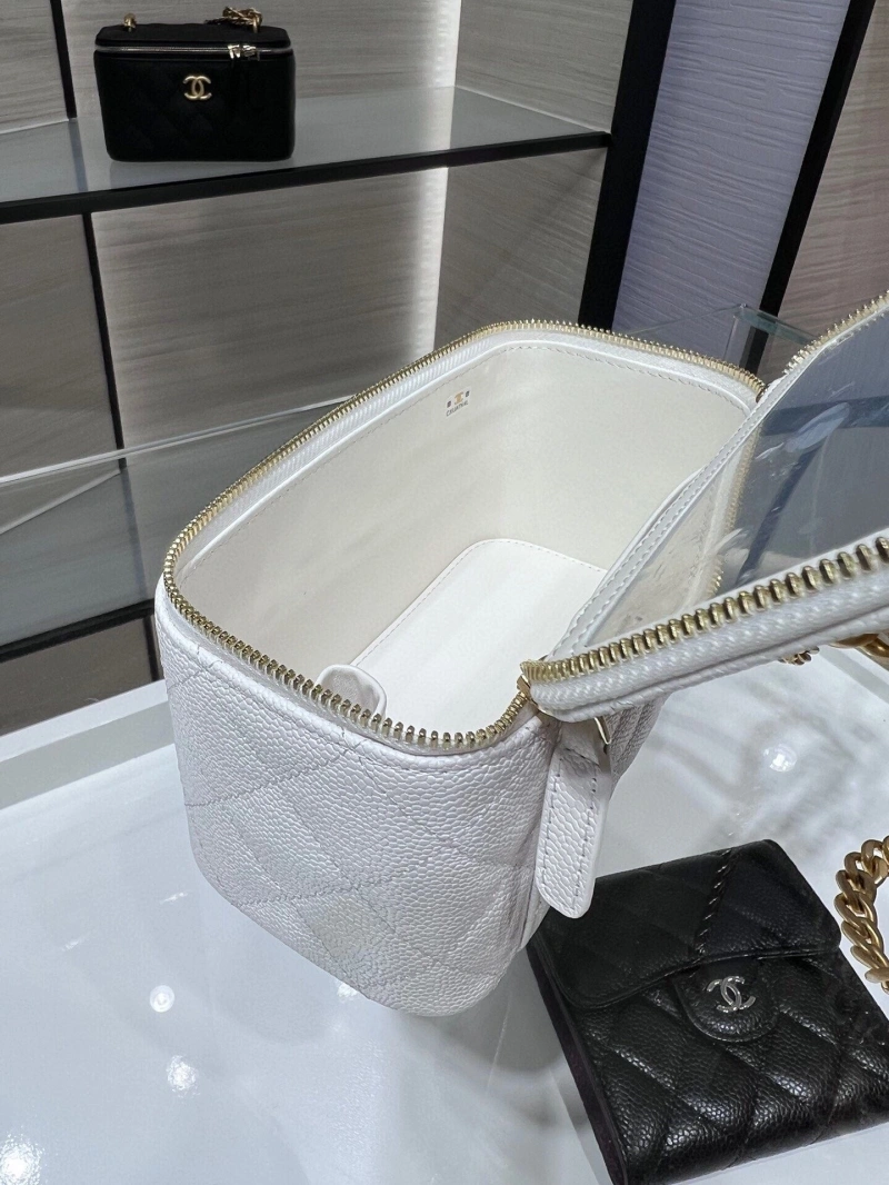 Chanel Cosmetic Bags 4017-1977