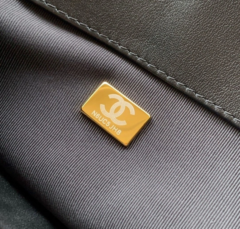 Chanel Shopping Bags 4017-1991