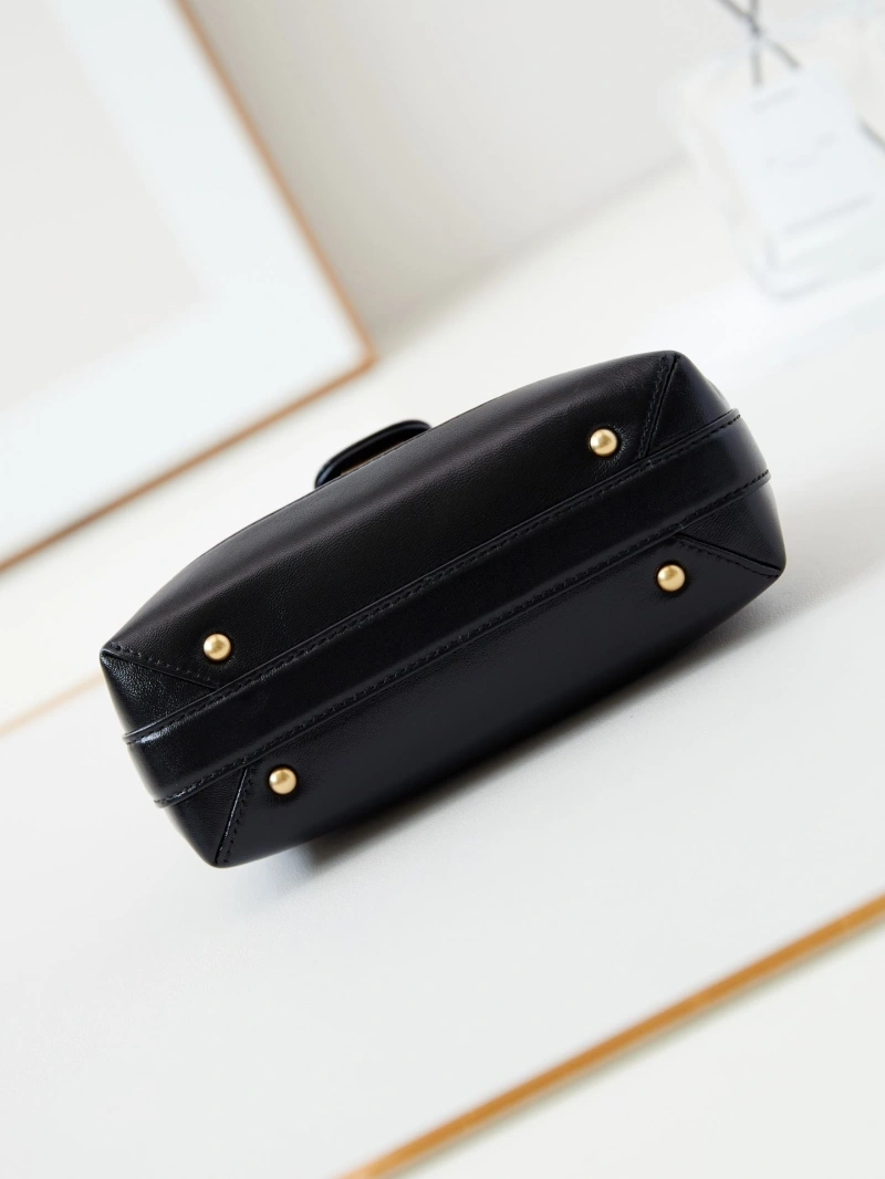 Chanel Top Handle Bags 4017-2032