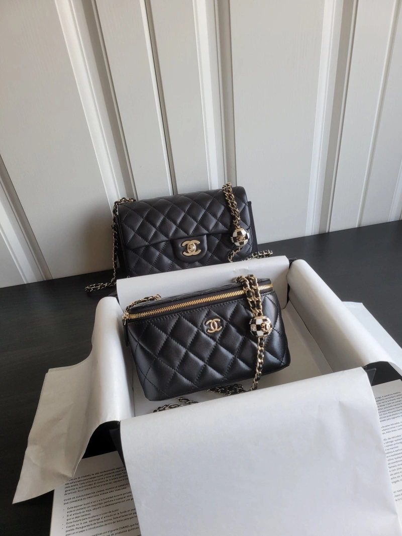 Chanel Cosmetic Bags 4017-2150