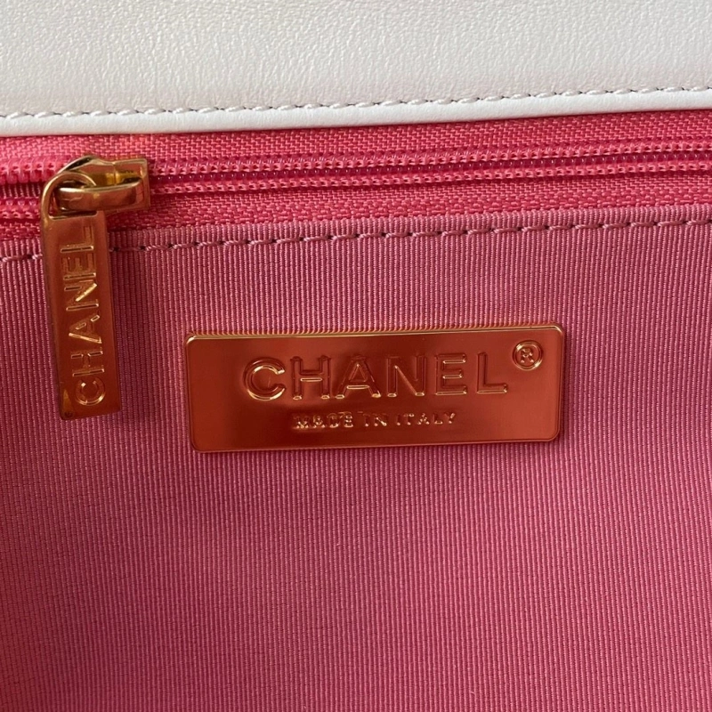 Chanel 19 Bags 4017-2212