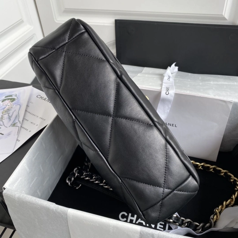 Chanel 19 Bags 4017-2214