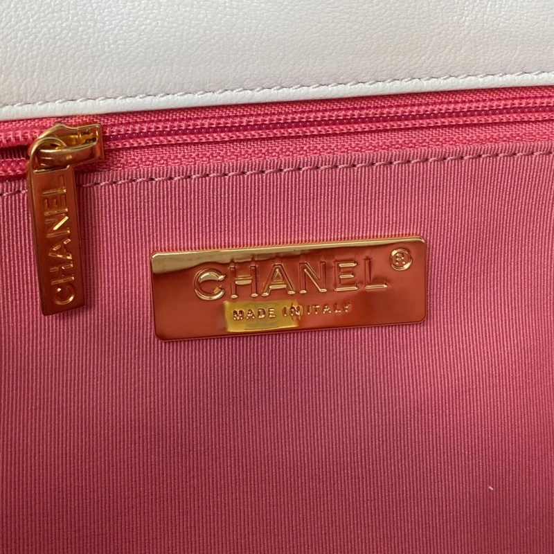 Chanel 19 Bags 4017-2218