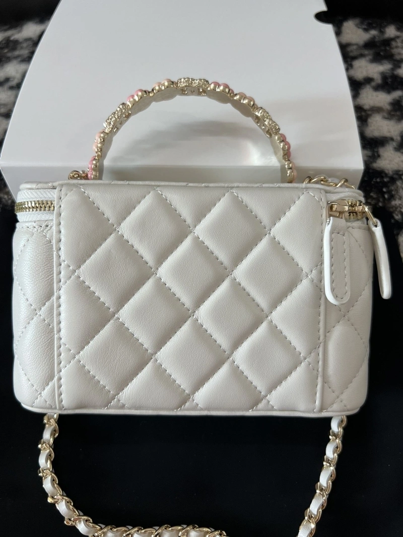 Chanel Cosmetic Bags 4017-2236