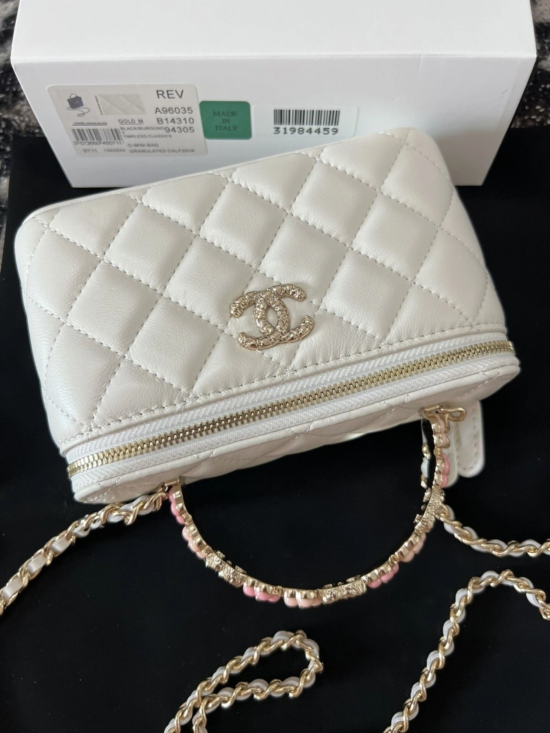 Chanel Cosmetic Bags 4017-2236