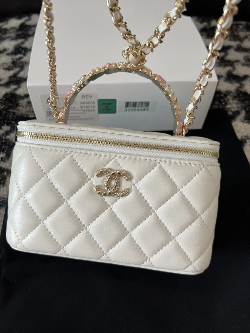 Chanel Cosmetic Bags 4017-2236