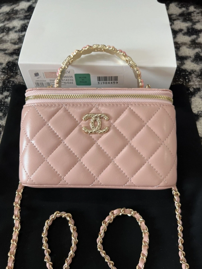 Chanel Cosmetic Bags 4017-2237