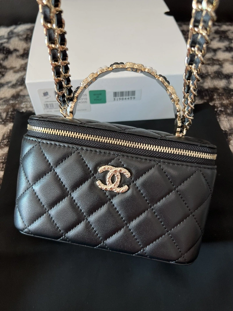 Chanel Cosmetic Bags 4017-2238