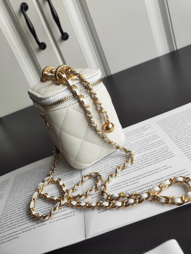 Chanel Cosmetic Bags 4017-2241