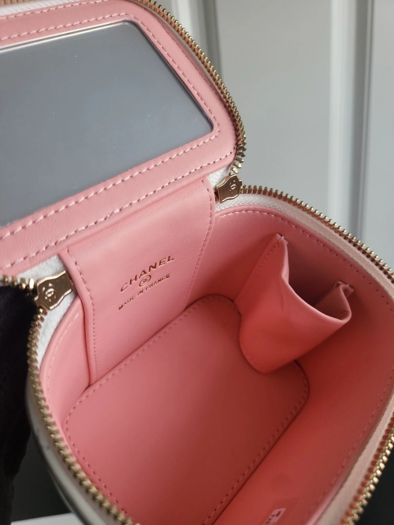 Chanel Cosmetic Bags 4017-2241