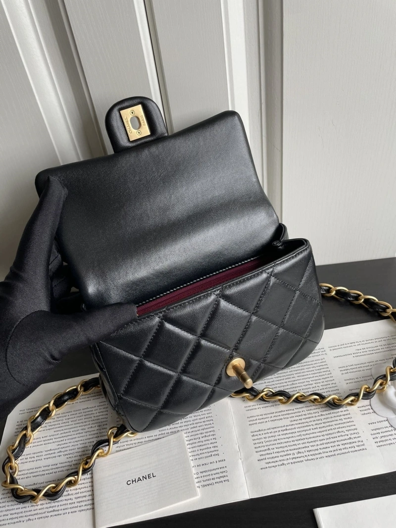 Chanel 19 Bags 4017B-0013