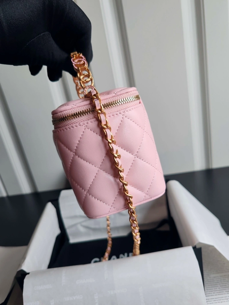 Chanel Cosmetic Bags 4017B-0018