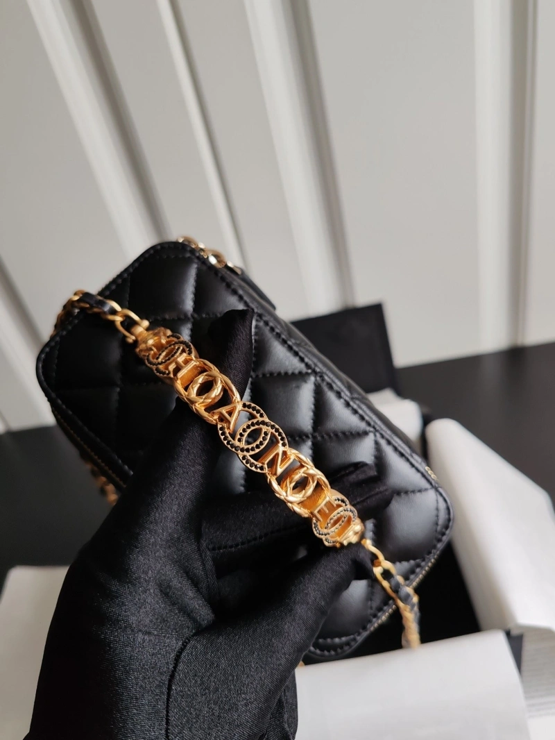 Chanel Cosmetic Bags 4017B-0019